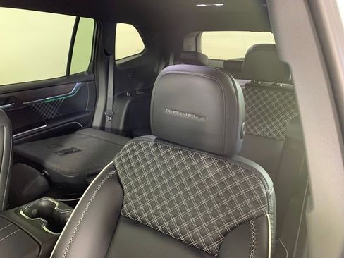 New 2026 GMC Acadia Denali w/ Super Cruise Package image 14