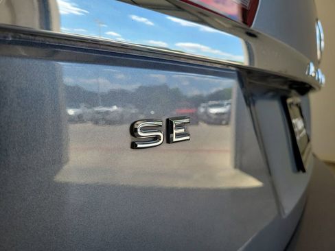 Used 2018 Volkswagen Atlas SE AWD/4WD image 9