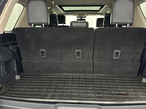 Used 2022 Ford Expedition XLT w/ Equipment Group 202A AWD/4WD image 33