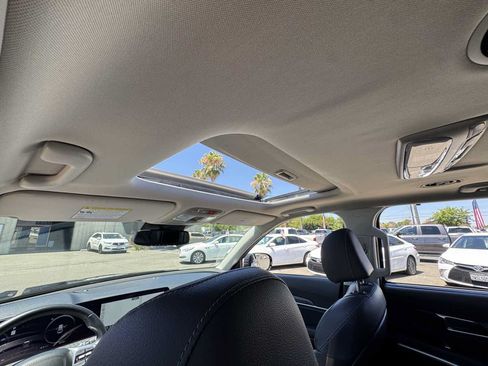 Used 2024 Kia Telluride SX FWD image 36