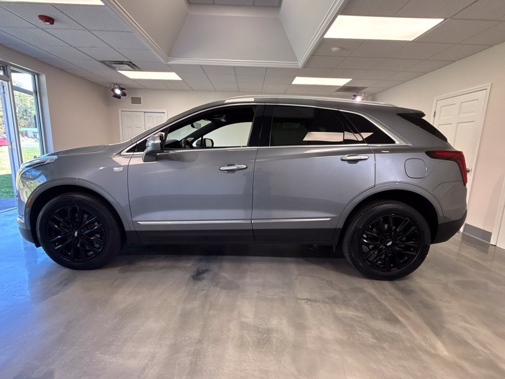 Used 2022 Cadillac XT5 Premium Luxury w/ Platinum Package AWD/4WD image 10