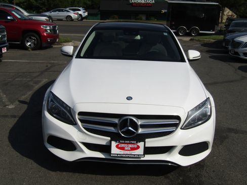 Used 2017 Mercedes-Benz C 300 4MATIC Sedan image 2