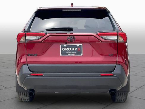 Used 2024 Toyota RAV4 LE FWD image 5