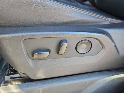 Used 2024 GMC Sierra 2500 AT4 w/ AT4 Premium Plus Package image 18