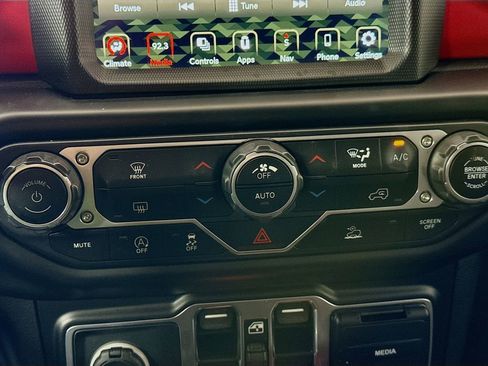 Used 2022 Jeep Wrangler Unlimited Rubicon image 17