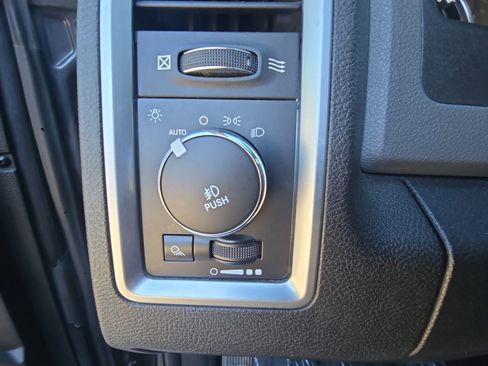 Used 2015 RAM 1500 Big Horn image 24