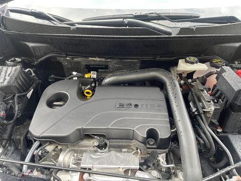 Used 2026 Chevrolet Equinox LT AWD/4WD image 24