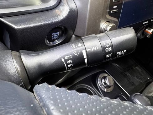 Certified 2023 Toyota 4Runner SR5 AWD/4WD image 31