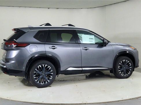 New 2026 Nissan Rogue Platinum w/ Platinum Premium Package image 7