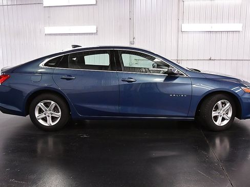 Used 2024 Chevrolet Malibu LT image 8