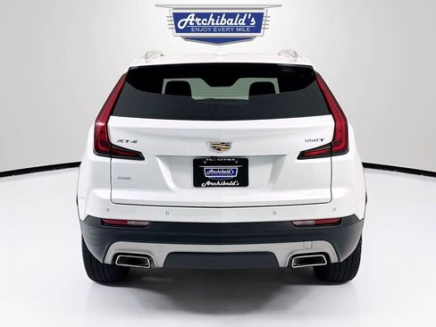 Used 2023 Cadillac XT4 Premium Luxury w/ Cold Weather Package image 5