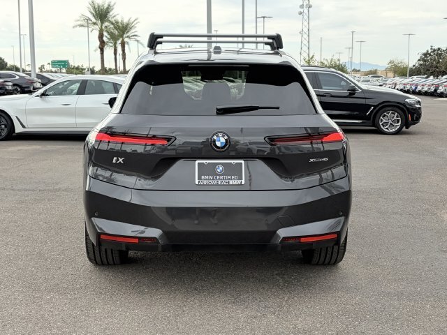 Used 2026 BMW iX xDrive45 w/ Premium Package AWD/4WD image 8