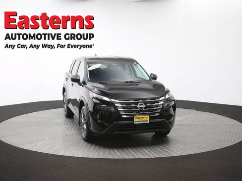Used 2024 Nissan Rogue S AWD/4WD image 51