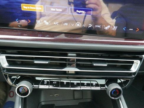 New 2026 Chevrolet Traverse RS image 29