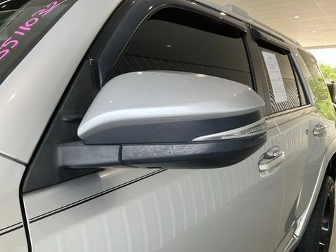 Used 2016 Toyota 4Runner Limited AWD/4WD image 2