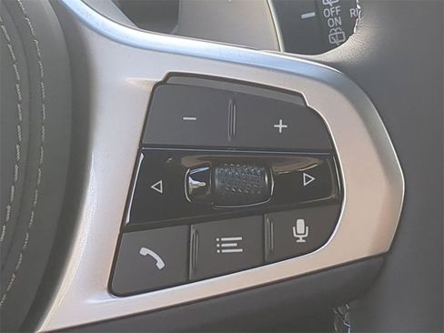 New 2026 BMW X7 M60i image 26