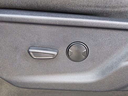 Used 2025 Ford F150 XLT w/ Equipment Group 301A Standard image 12