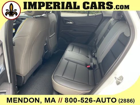 New 2026 Chevrolet Trax ACTIV w/ Sunroof Package FWD image 17