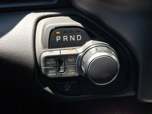 New 2026 RAM 1500 Big Horn w/ Night Edition AWD/4WD image 10