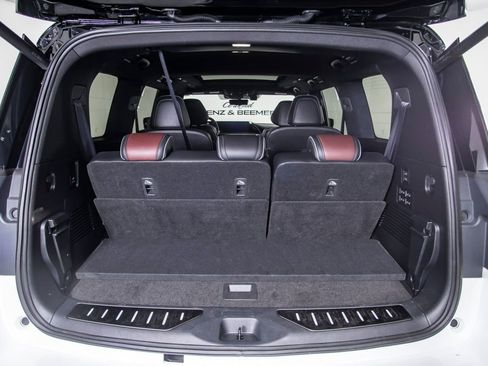 Used 2025 INFINITI QX80 Autograph w/ Autograph Exterior Package image 9