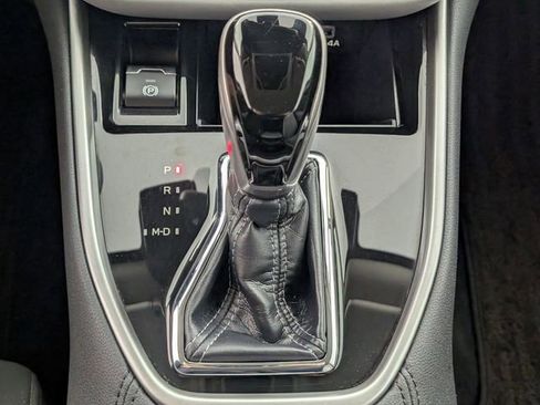 Used 2024 Subaru Outback Premium image 23