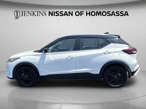 Certified 2024 Nissan Kicks SV FWD image 13