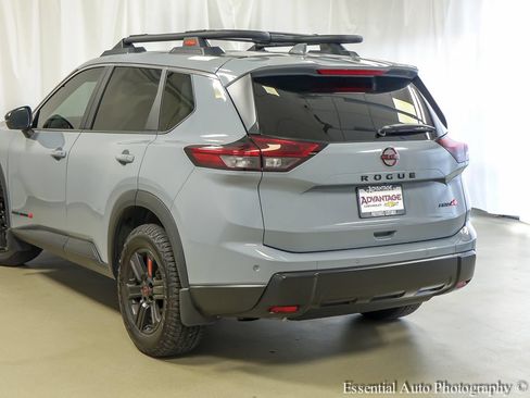 Used 2025 Nissan Rogue SV w/ Rock Creek Premium Package AWD/4WD image 7