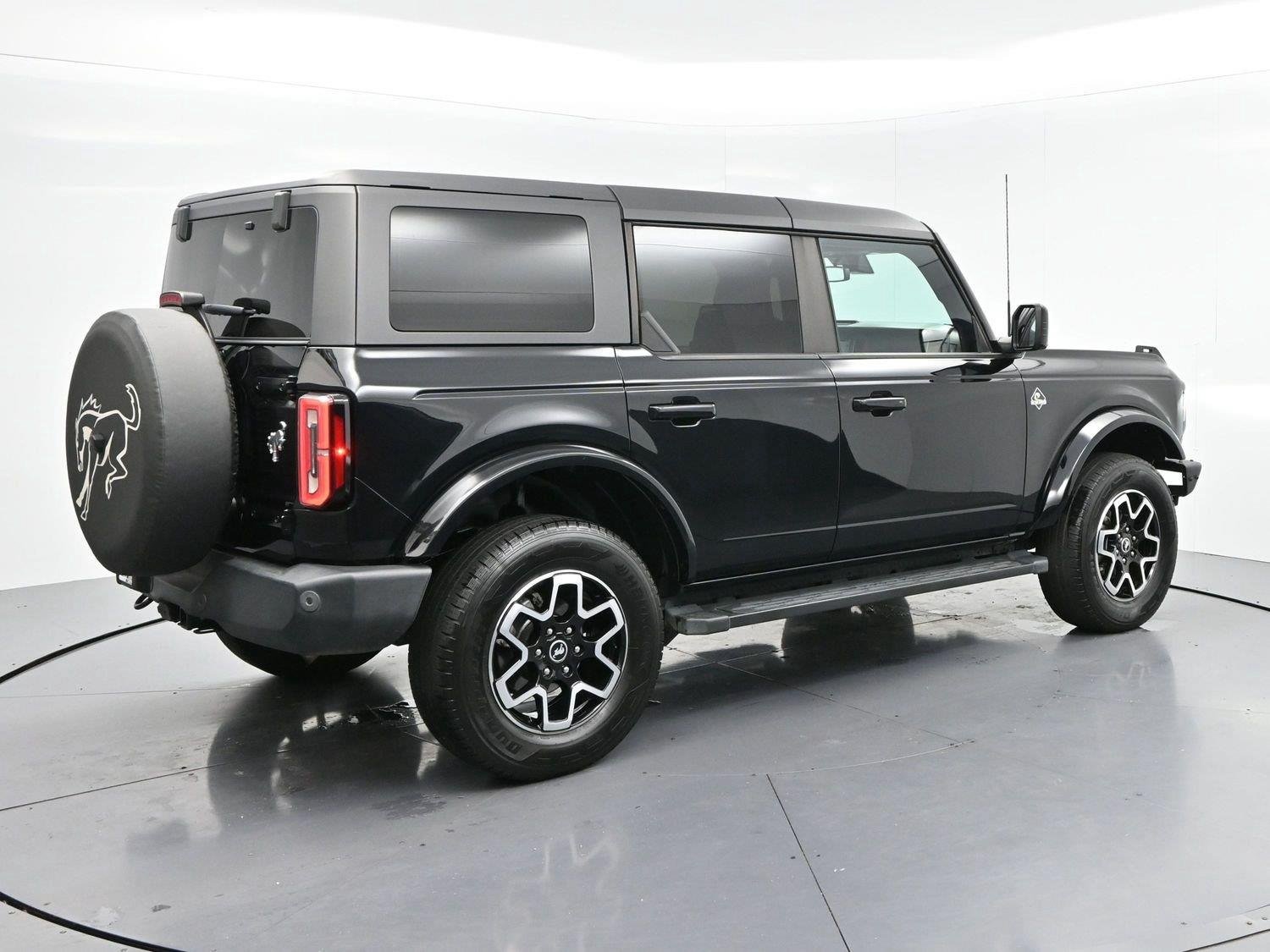 Used 2022 Ford Bronco Outer Banks AWD/4WD image 7