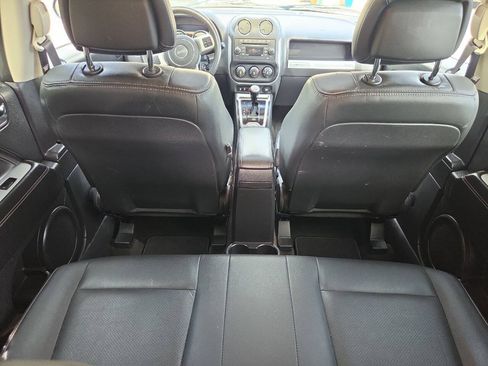 Used 2017 Jeep Compass High Altitude AWD/4WD image 19
