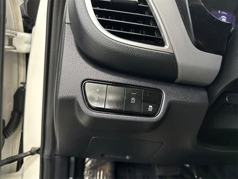 Used 2021 Kia Seltos LX image 30