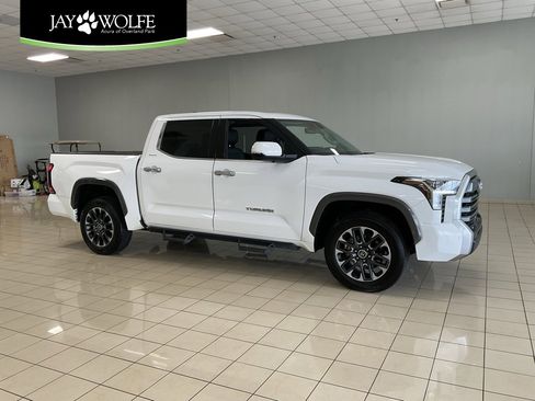 Used 2022 Toyota Tundra Limited image 1