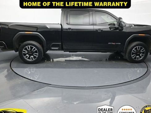 Used 2022 GMC Sierra 2500 AT4 image 6