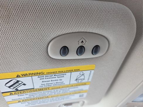 Used 2017 Lincoln MKC Select w/ Select Plus Package FWD image 23