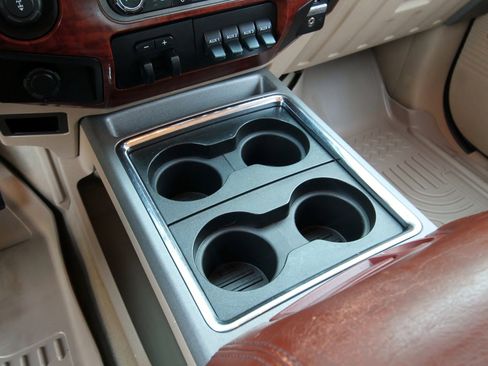 Used 2011 Ford F350 King Ranch w/ FX4 Off Road Pkg image 36