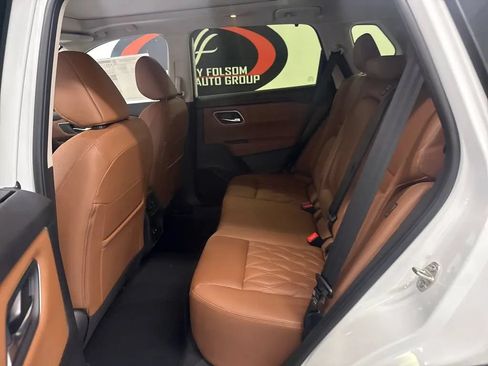 New 2026 Nissan Rogue Platinum AWD/4WD image 13