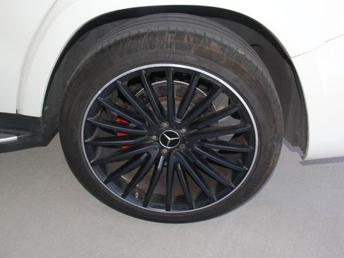 Used 2019 Mercedes-Benz GLS 63 AMG 4MATIC image 38