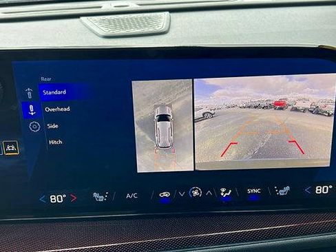 Certified 2025 Chevrolet Traverse Z71 w/ Enhanced Driving Package image 26