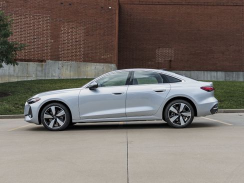 Certified 2025 Audi A5 2.0T Premium Plus AWD/4WD image 6