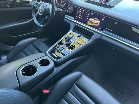 Certified 2022 Porsche Panamera 4S AWD/4WD image 17