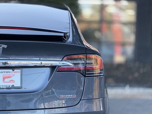 Used 2017 Tesla Model X P100D image 19