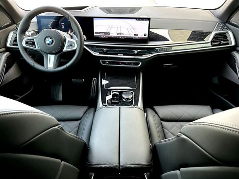 New 2026 BMW X5 xDrive40i w/ M Sport Package AWD/4WD image 19