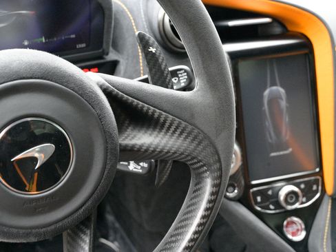 Used 2020 McLaren 720S Performance image 25