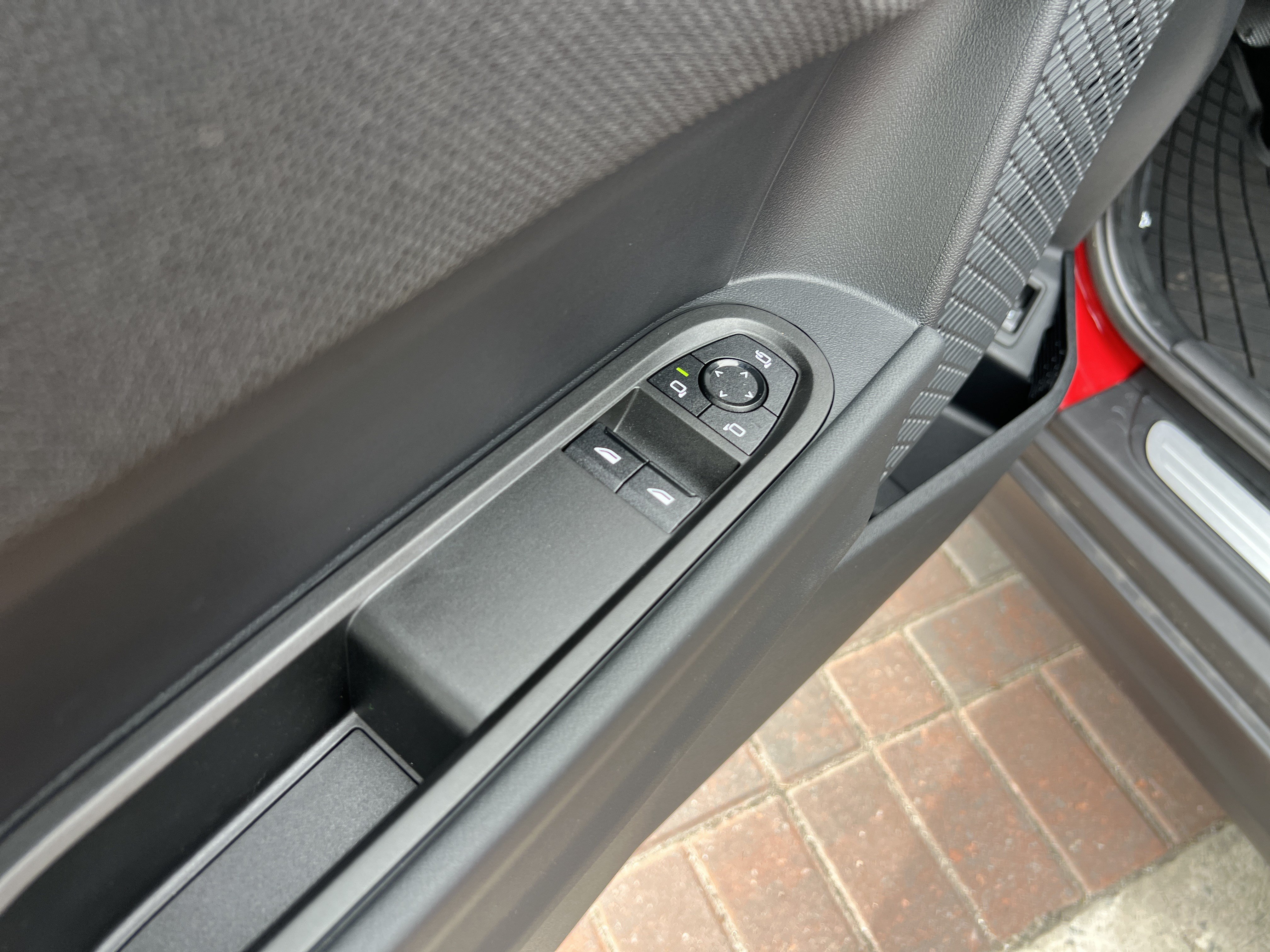 Used 2026 MINI Cooper 2-Door Hardtop FWD image 8