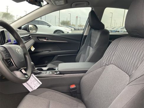 New 2026 Toyota Camry LE image 10
