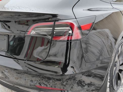 Used 2023 Tesla Model 3 Performance image 17