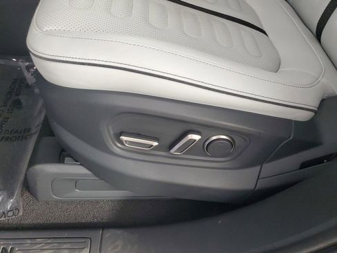 Used 2023 Rivian R1T Launch Edition AWD/4WD image 28