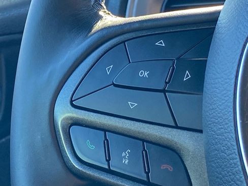 Used 2023 Dodge Charger SXT w/ Blacktop Package image 7