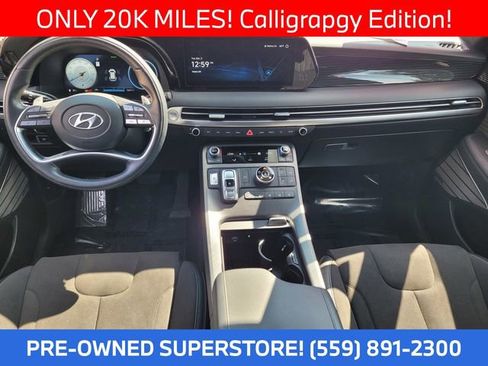 Used 2024 Hyundai Palisade Calligraphy image 11