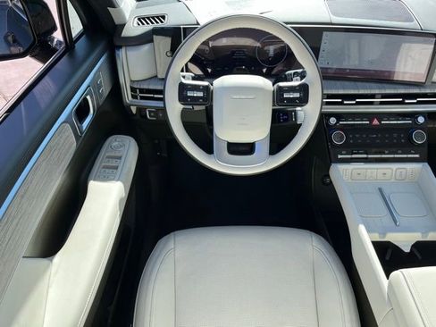 Used 2025 Hyundai Santa Fe Calligraphy image 15
