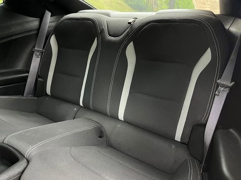 Used 2016 Chevrolet Camaro SS RWD image 39